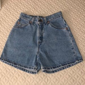 Levi’s shorts